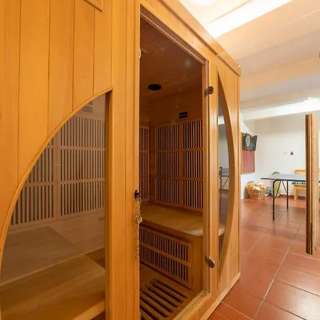Eli Guest house